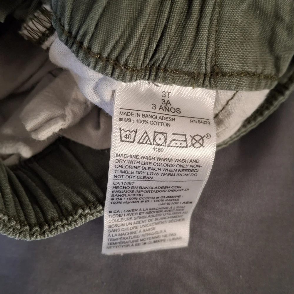 Old Navy Green Cargo Shorts